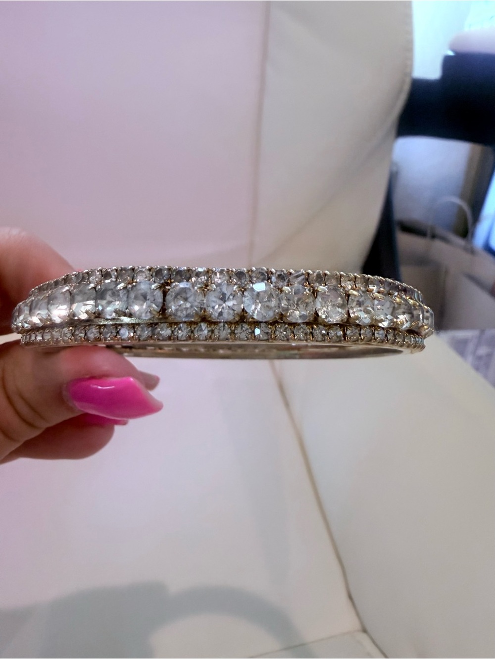 Vintage not signed Gold -Tone Clear Crystal Bangle Bracelet. See pics